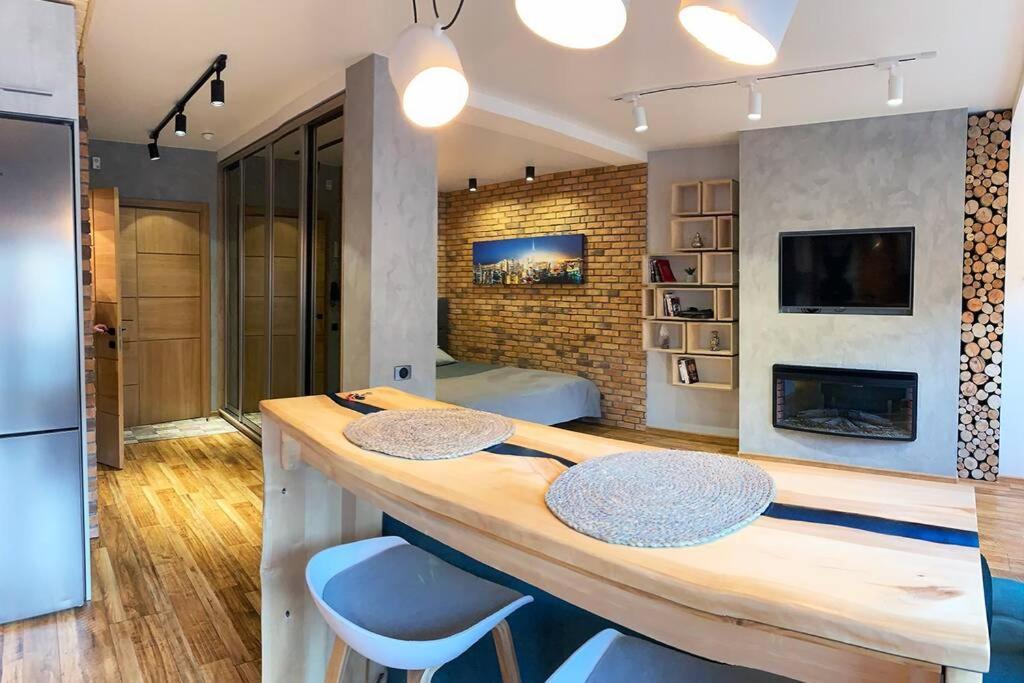 Loft Studio Near Smart Plaza Polytech, Center Kiev Eksteriør bilde